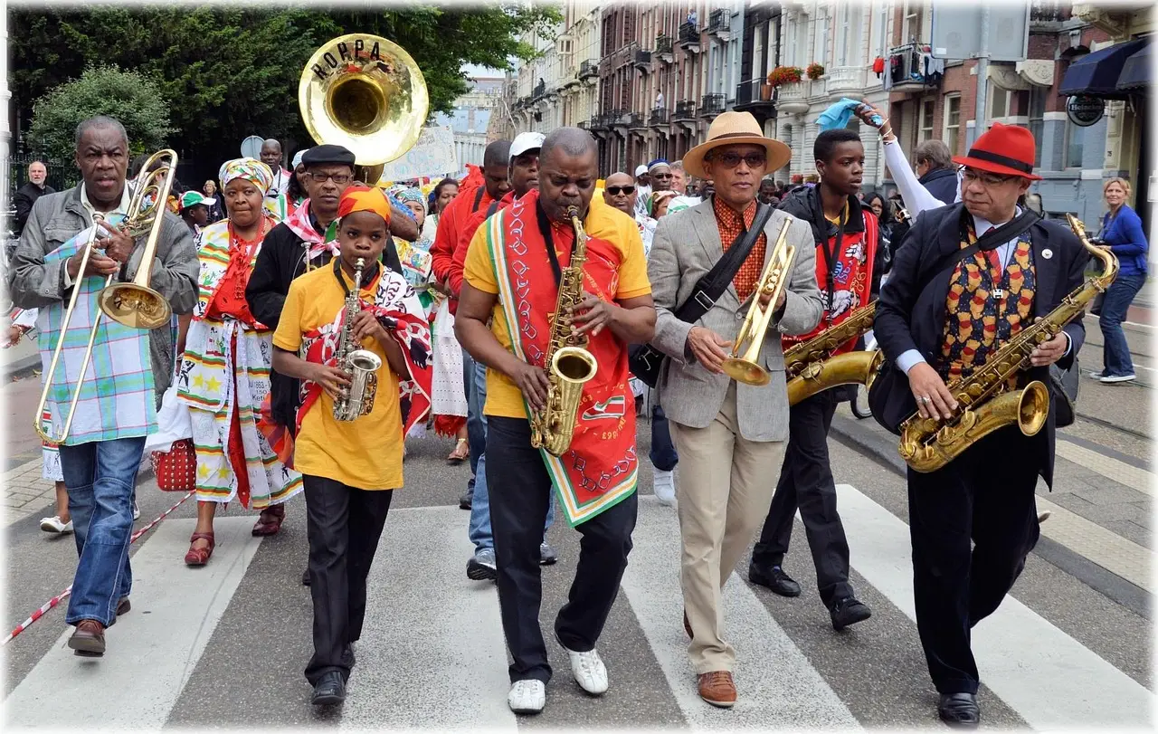 koti, slavery, abolition, history, debt, pay off, festivity, celebration, anniversary, tradition, walking, paramaribo, suriname, holland, netherlands, amsterdam, procession, oosterpark, music, performances, costumes, past, broken, slavery, paramaribo, suriname, suriname, suriname, suriname, suriname